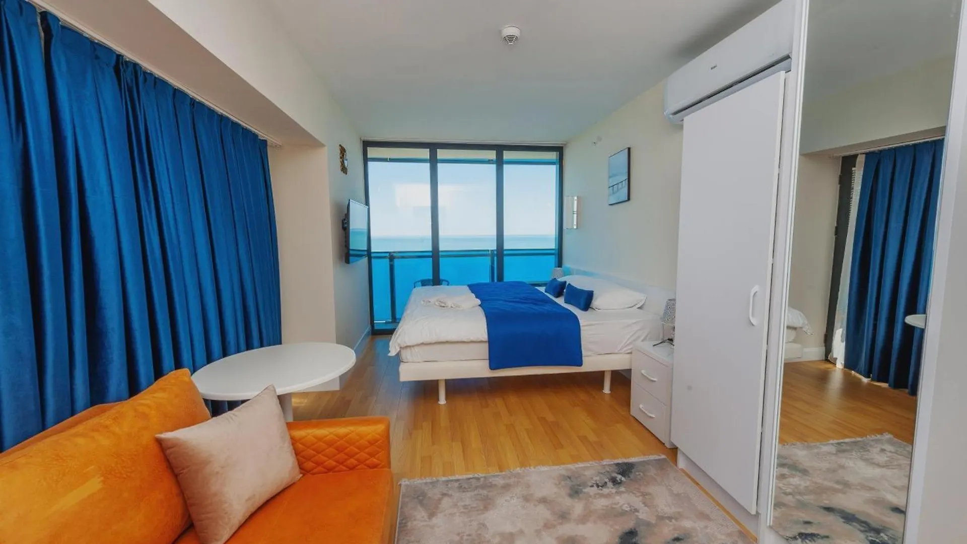 Orbi City Apartments In Block C N3 Batumi 0*,  Georgien